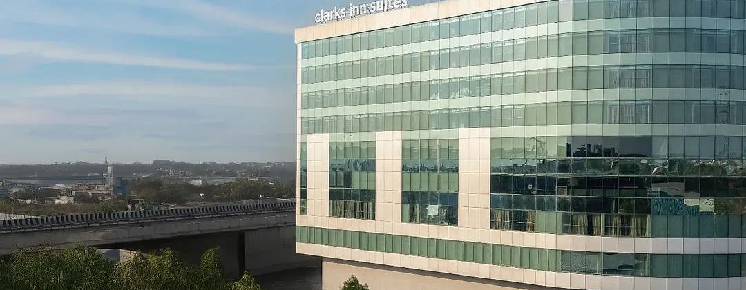 Rise to panoramic cityscapes at Clarks Inn Suites, Hyderabad—where every morning begins with a view to remember![ Clarks Inn Suites, best accommodations in Hyderabad, Clarks Hotels, Stays in Hyderabad, Business sta